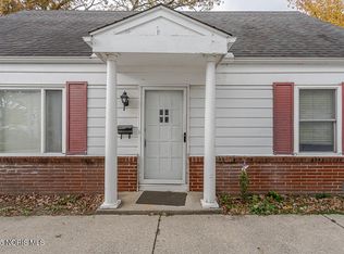 2152 Mansfield Rd, Toledo, OH 43613