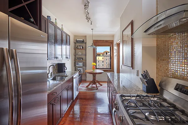 Sold by Compass | media 5