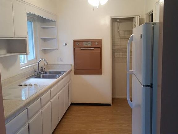 4th image of 1761 Croton Dr