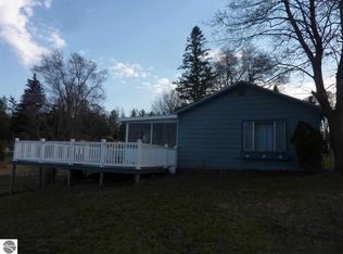 721 S Scott Dr, Farwell, MI 48622