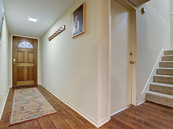 5th image of 16702 Elm Park Way