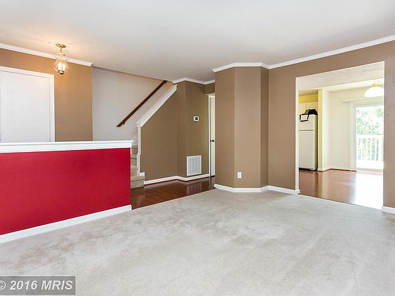 4th image of 605 Knollwood Ct