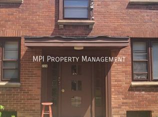 226 N 75th St #6, Milwaukee, WI 53213