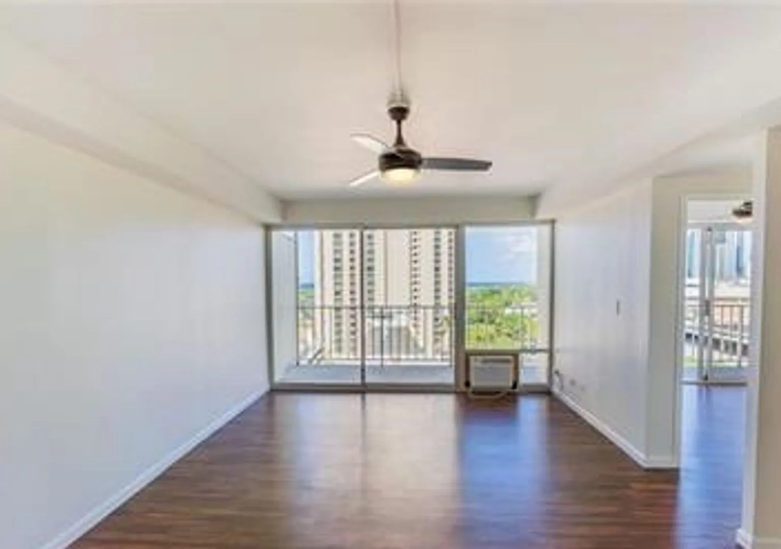 419 Atkinson Dr — Photo 1