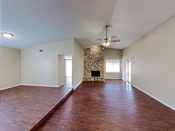 4th image of 349 Kantor Blvd