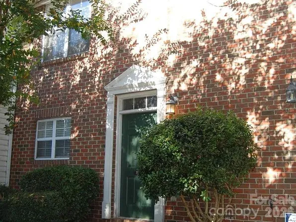 3734 Melrose Cottage Dr, Matthews, NC 28105