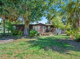 2195 NE 165th St, Citra, FL 32113