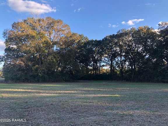 2nd image of 530 Kilchrist Rd