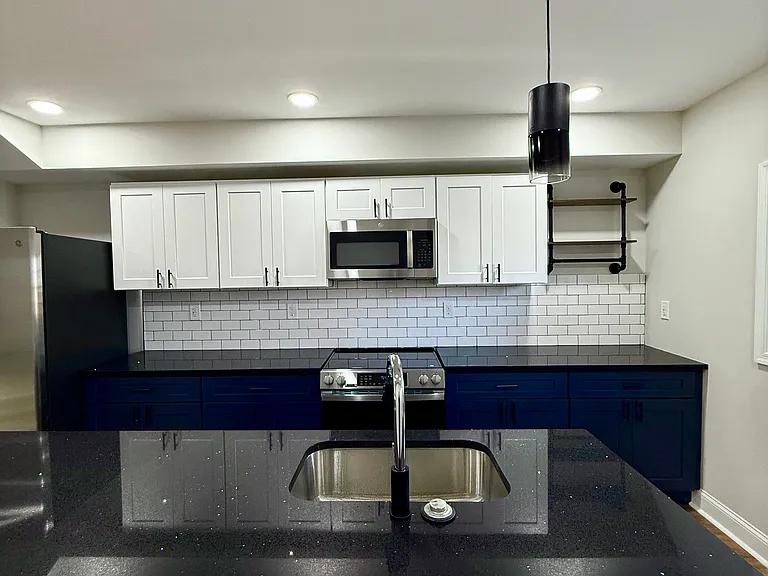143 N Patterson Park Ave — Photo 4