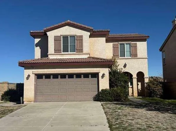 2841 Hornbeam Rd, Palmdale, CA 93551