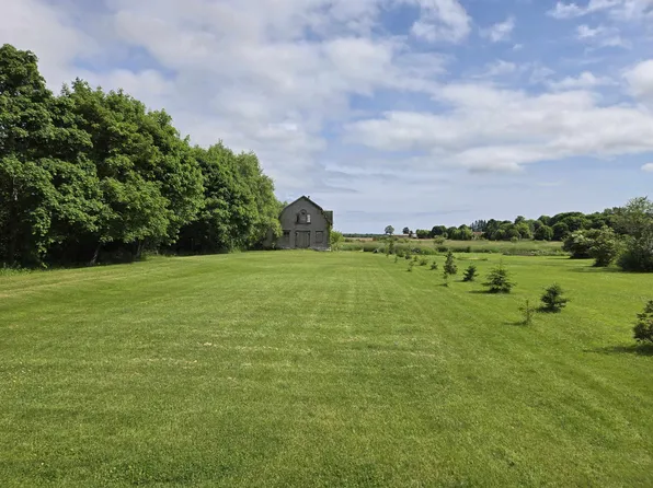 462 Main St, O'Leary, PE C0B 1V0