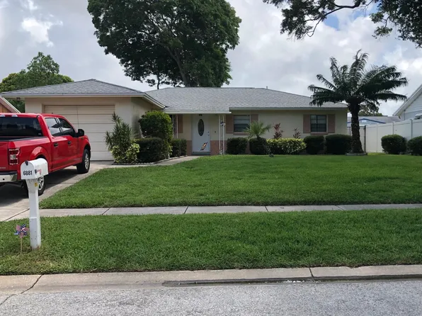6881 Dalkeith Ave N, Saint Petersburg, FL 33709