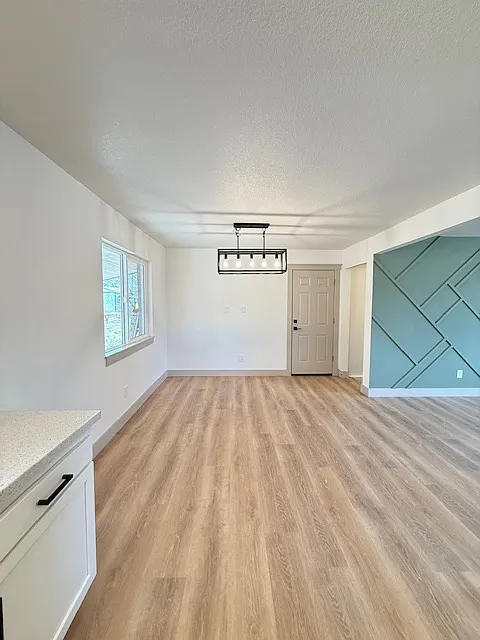 1212 Bowser Dr — Photo 3