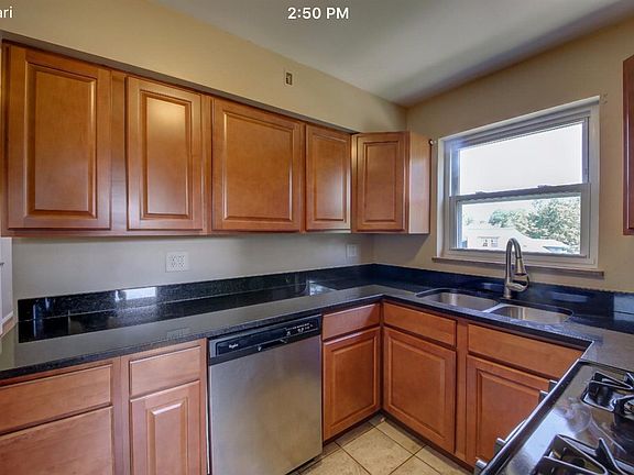 5th image of 5300 Briarhill Dr