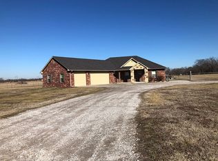 9955 E 540th Rd, Claremore, OK 74019