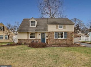 718 Preston Ln, Hatboro, PA 19040