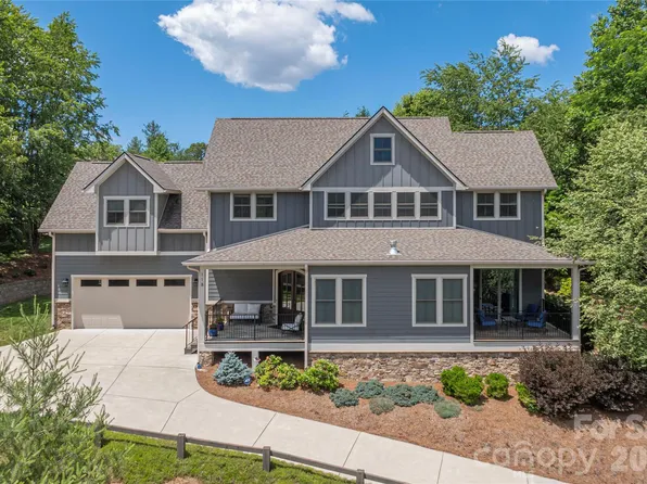 118 Still Water Ln, Fletcher, NC 28732