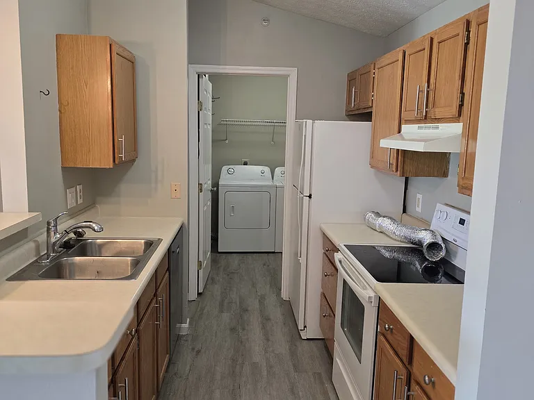 7756 Scioto Ct — Photo 13