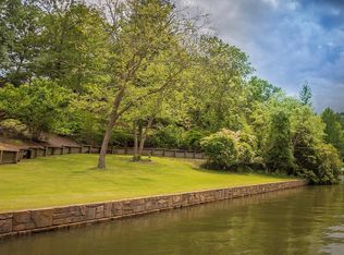 111 Egret Ln, Greenwood, SC 29649
