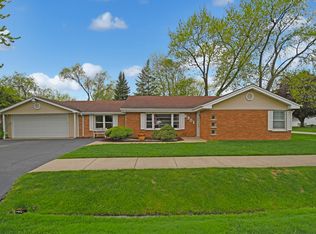 6901 W 114th St, Worth, IL