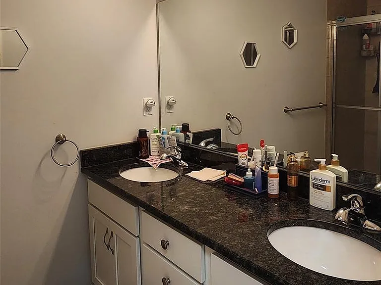 29574 Woodpark Cir — Photo 17