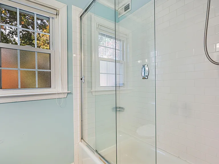 1300 S Barton St #342 — Photo 17