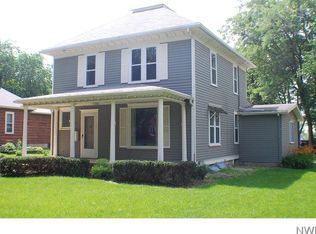 235 Lewis St, Vermillion, SD 57069