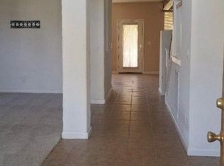 957 W Windsor Dr, Hanford, CA 93230