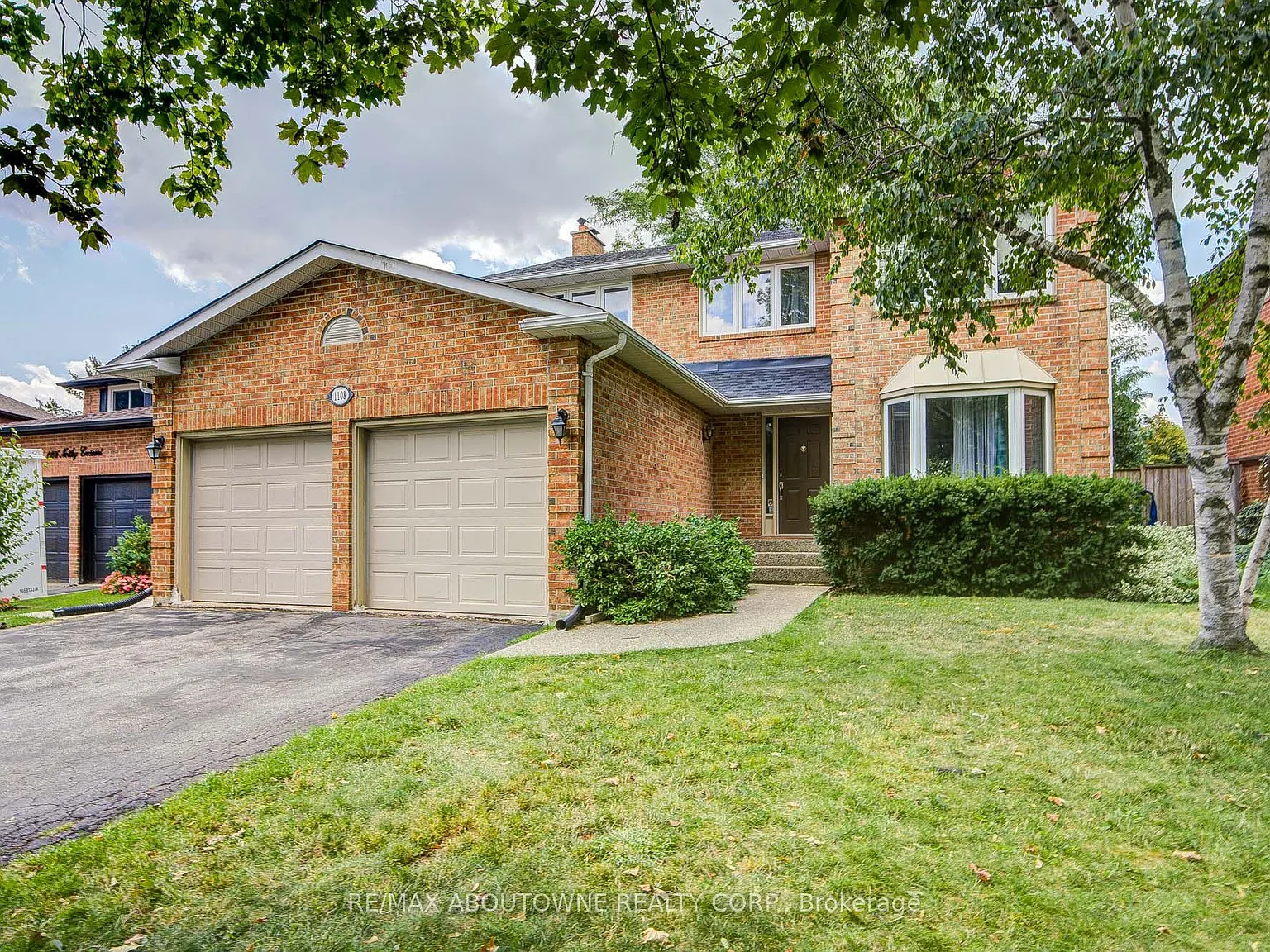 2 bed, $2,600 — Photo 4