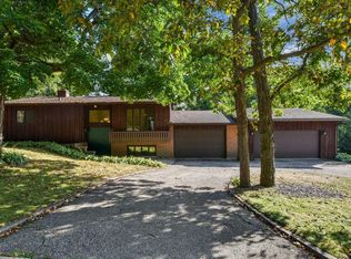 314 15th St, Baraboo, WI 53913