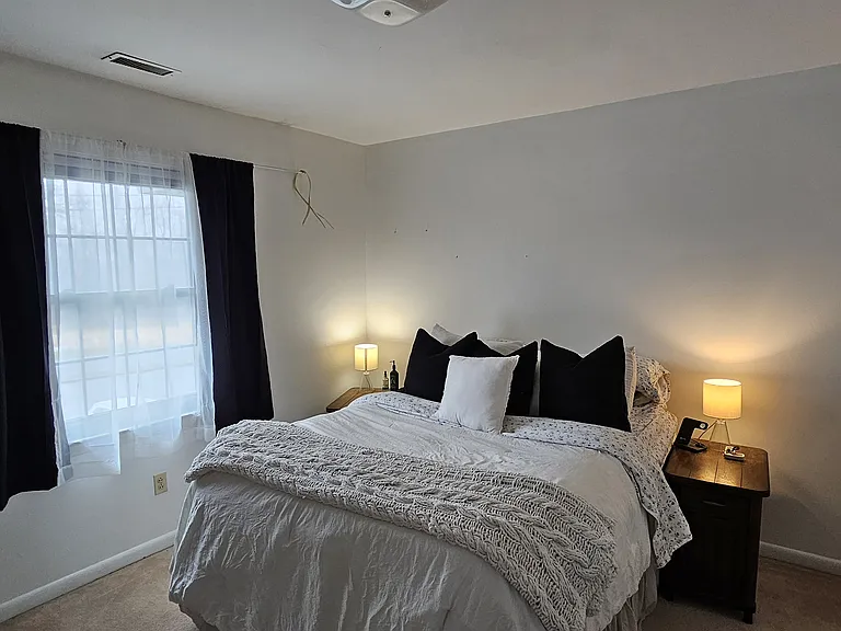 C7-2250 Triphammer Rd #C7 — Photo 17