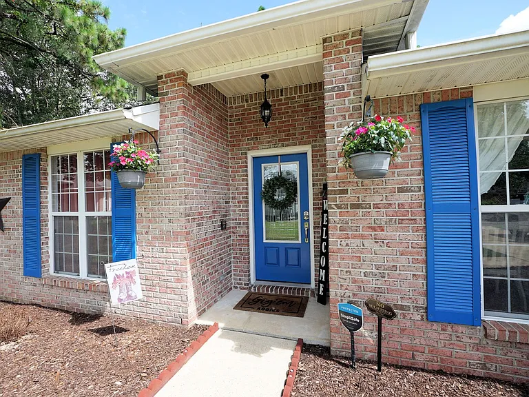 704 Becky Thatcher Ct — Photo 4