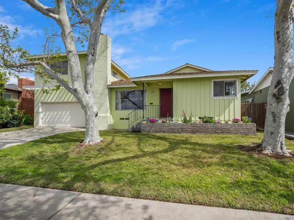 751 Dennis Ave, Chula Vista, CA 91910