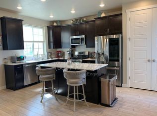 2433 N 3370 W, Lehi, UT 84043