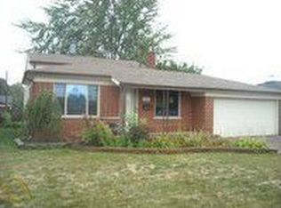 13686 Martin Rd, Warren, MI 48088