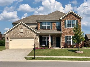 1032 Merrick Rd, Hendersonville, TN 37075