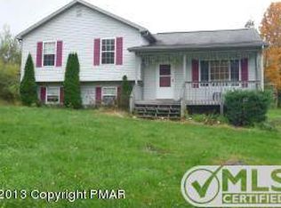 201 Chestnut Dr, Stroudsburg, PA 18360