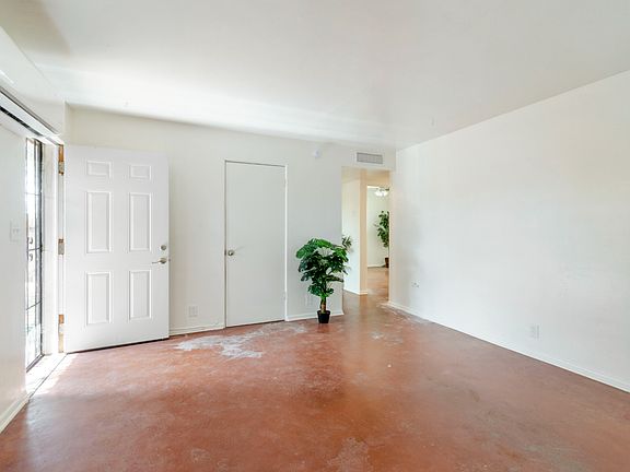 5th image of 1345 E Grant Rd #1