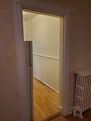 Rented by Batra Group Inc | media 29