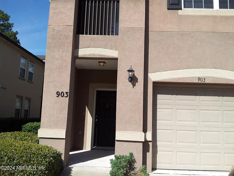 12301 Kernan Forest Blvd #903