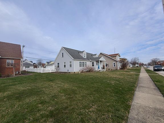 3rd image of 313 S Walnut St