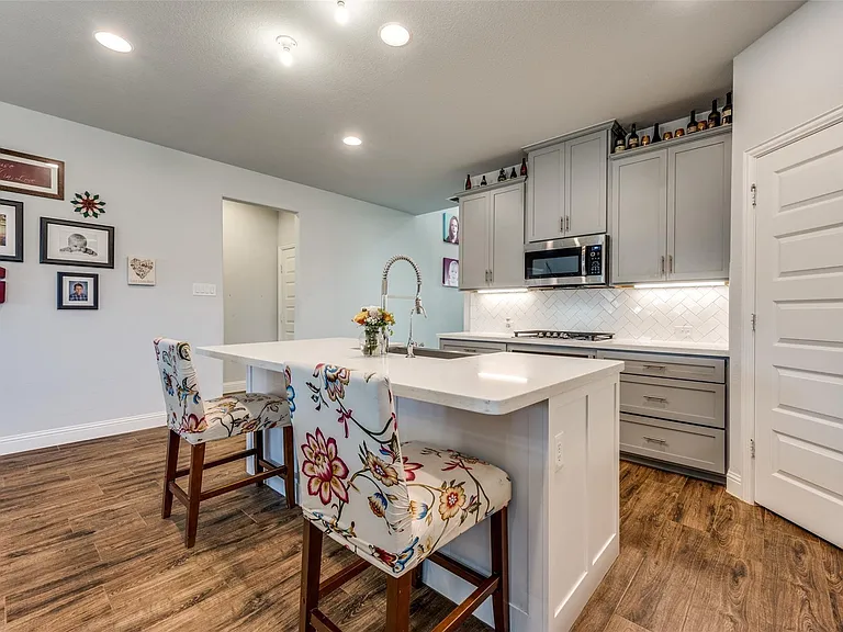 5490 Peregrine Ln — Photo 15