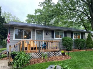 4441 Middledale Ave, West Bloomfield, MI