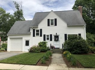 7 Cardinal Rd, Worcester, MA 01602