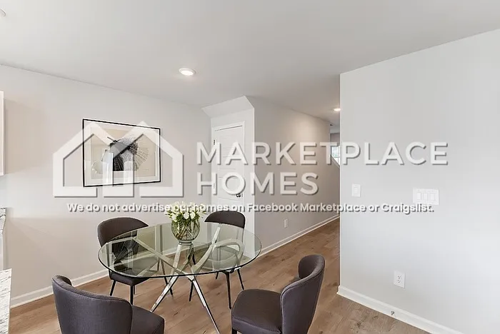 4127 Hudson Rd — Photo 6