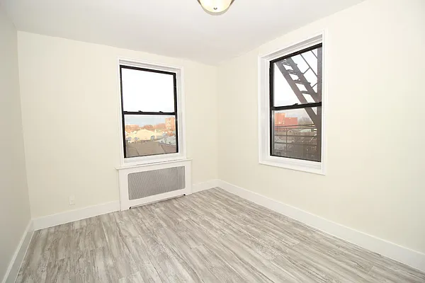 Rented by Kian Realty | media 11