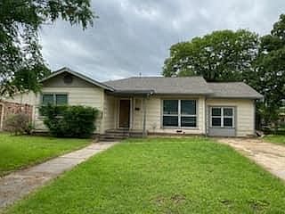 1st image of 2408 Osage Rd