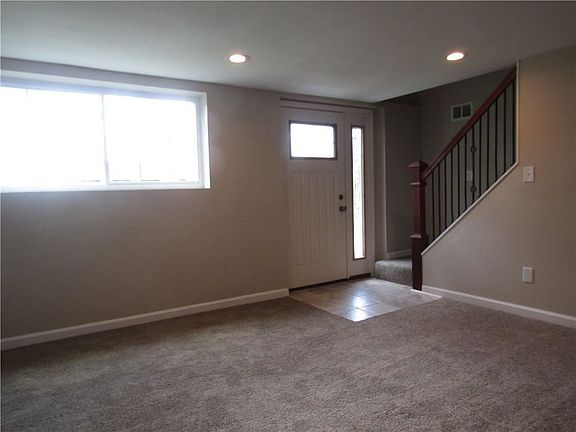 2nd image of 359 Fairwood Dr