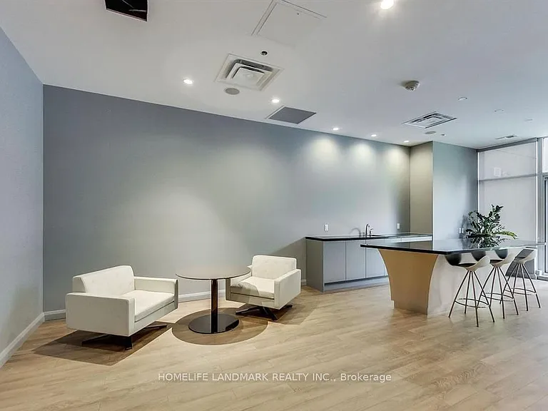 155 Yorkville Ave #901 — Photo 13