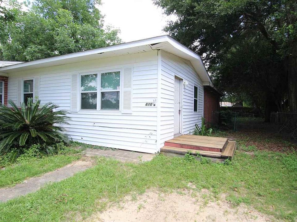 1st image of 610 Herschel St #B